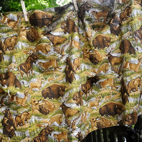 VTG 80's Cotton Wildlife Valence 173" x 22" Mancave Den Bears Cougar Deer Elk - Picture 9 of 10